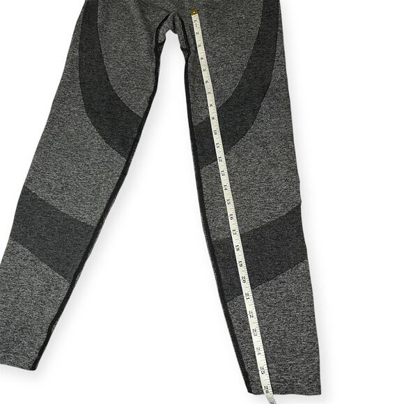 NWT PINK Victorias Secret Seamless High Waist Leggings Gray Activewear Sz Medium - Picture 9 of 9